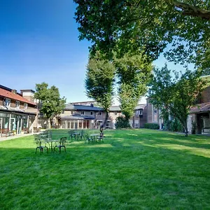 https://the-royal-foundation-of-st-katharine.cambridgehotelsuk.com