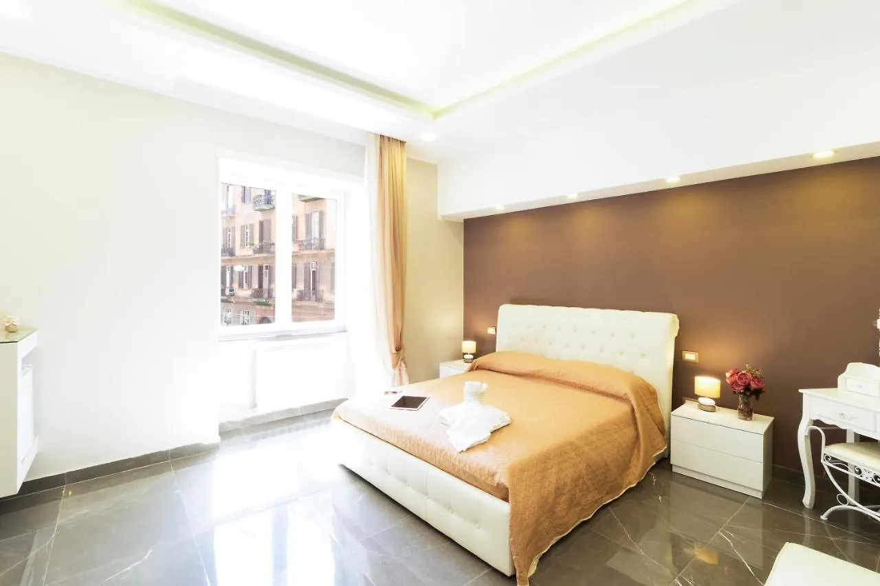** Alojamento de Acomodação e Pequeno-almoço Porto Rooms & Suite Nápoles Itália