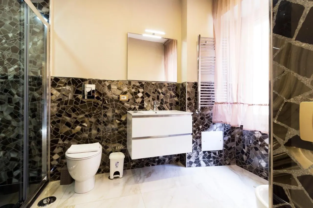 Alojamento de Acomodação e Pequeno-almoço Porto Rooms & Suite Nápoles