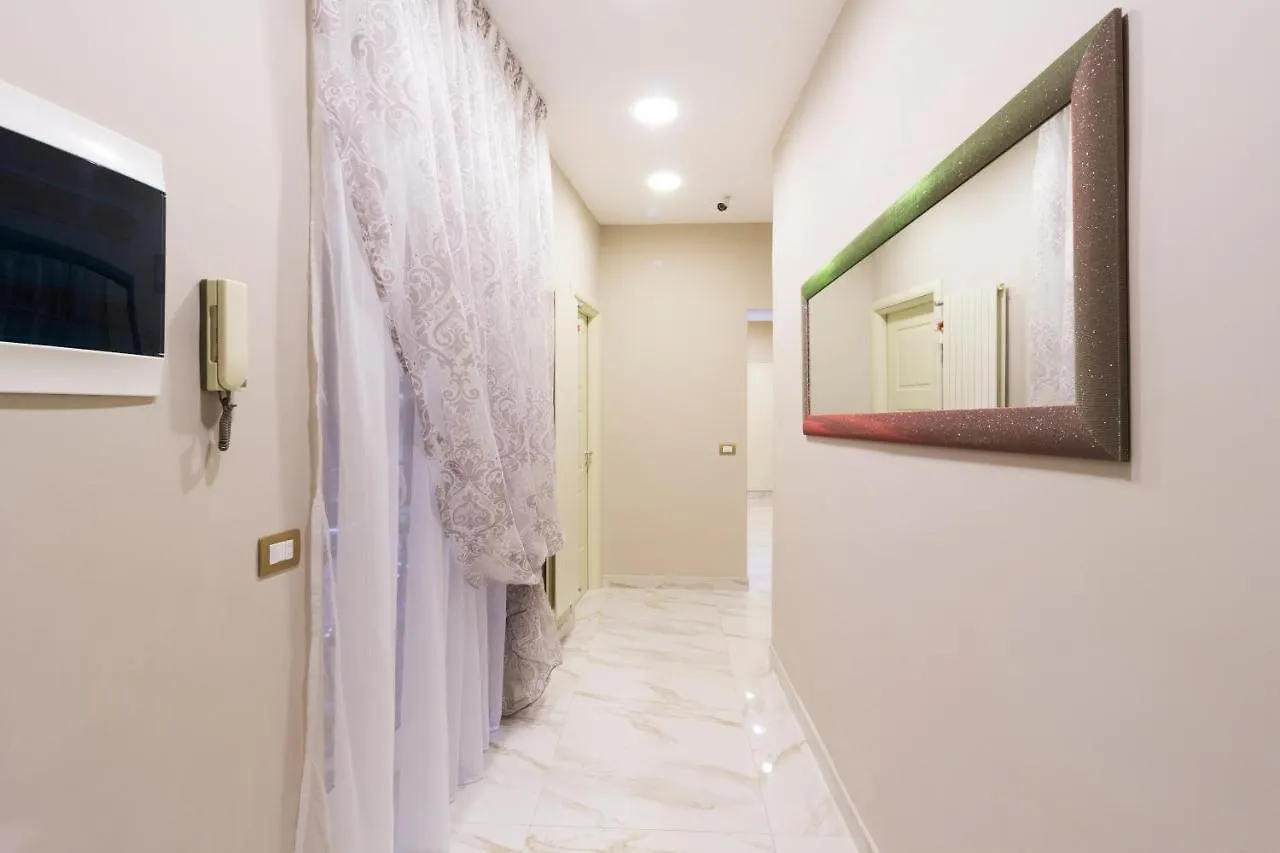 Alojamento de Acomodação e Pequeno-almoço Porto Rooms & Suite Nápoles